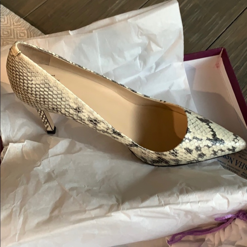 Sasha New York snake skin pumps size 40